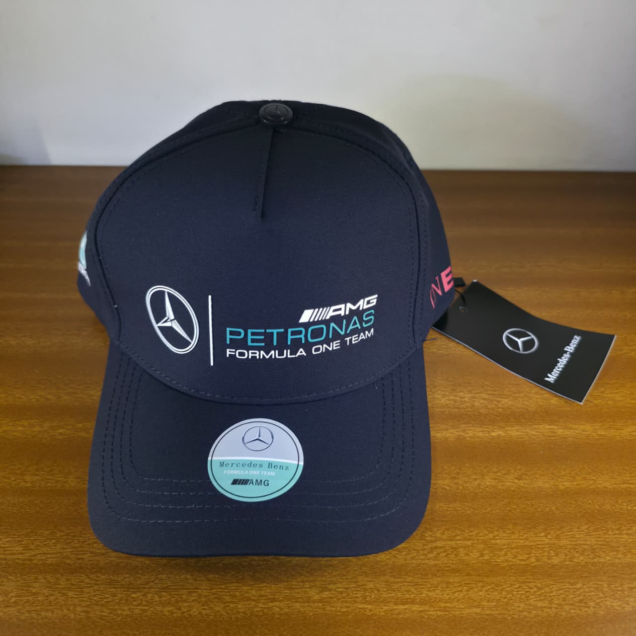 Mercedes Cap